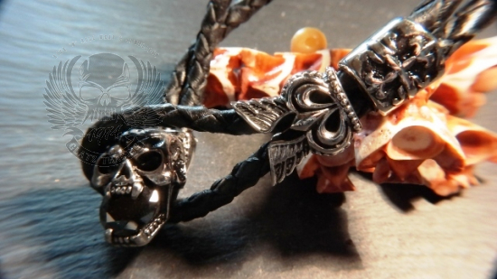 Armband aus Edelstahl & Leder