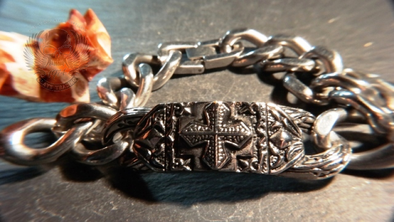 Armband aus Edelstahl